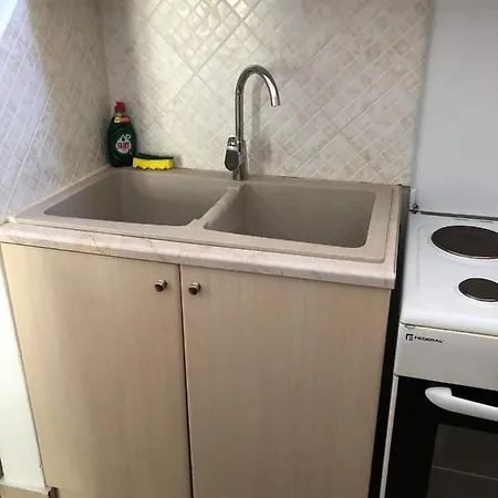 Apartment ένα όμορφο σπίτι στον οικισμό της δρυοπιδας Dhriopis
